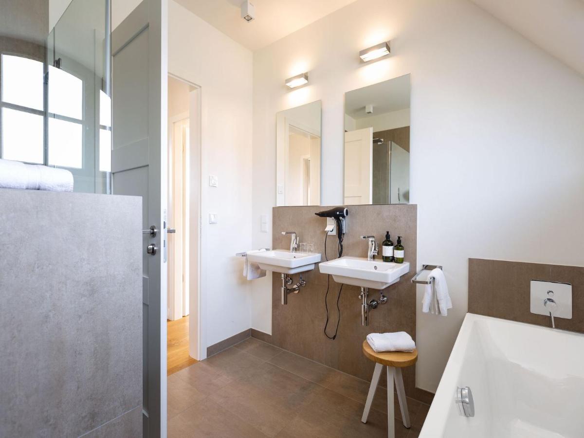 Reetland Am Meer - Premium Reetdachvilla Mit 2 Schlafzimmern, Sauna Und Kamin E04 Dranske Exteriér fotografie